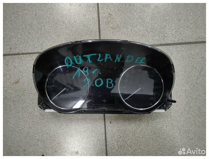 Панель приборов Mitsubishi Outlander 3 (2012-2020)