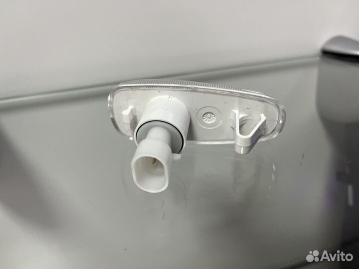 Указатель поворота LADA Приора