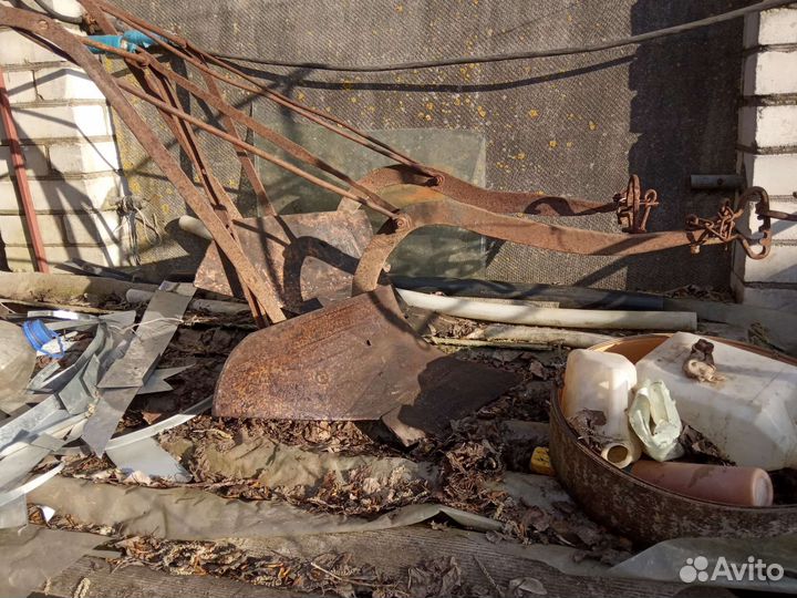 Конный плуг