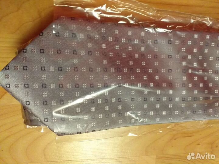 Галстук новый Италия