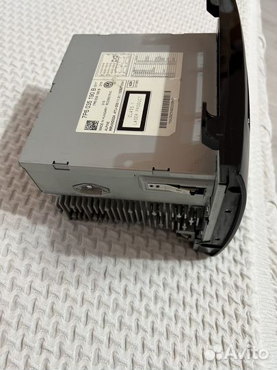 Штатная магнитола RCD-550 Volkswagen Touareg NF