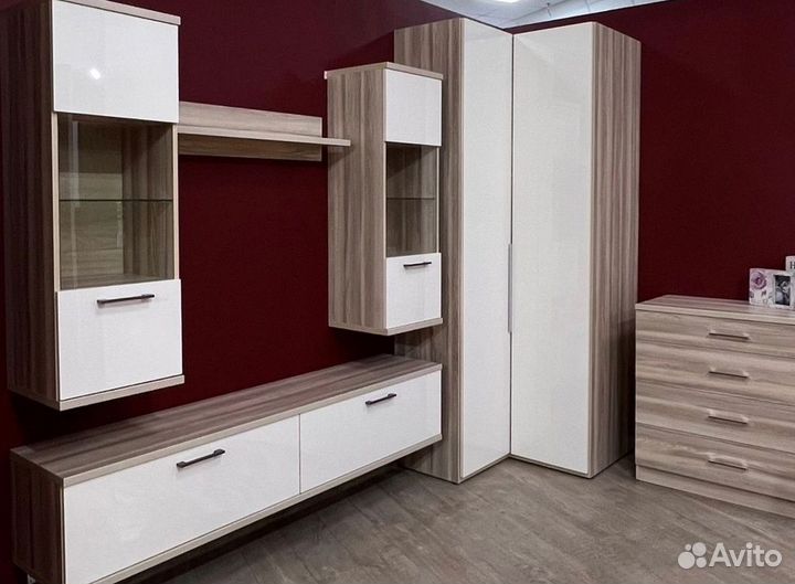 Модульная стенка в гостиную /Мебель в гостиную