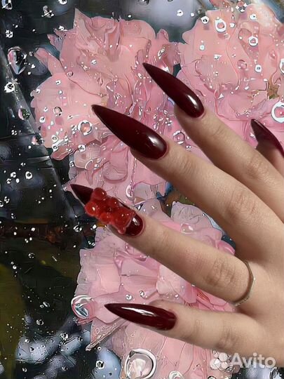 Маникюр,педикюр, скайсы