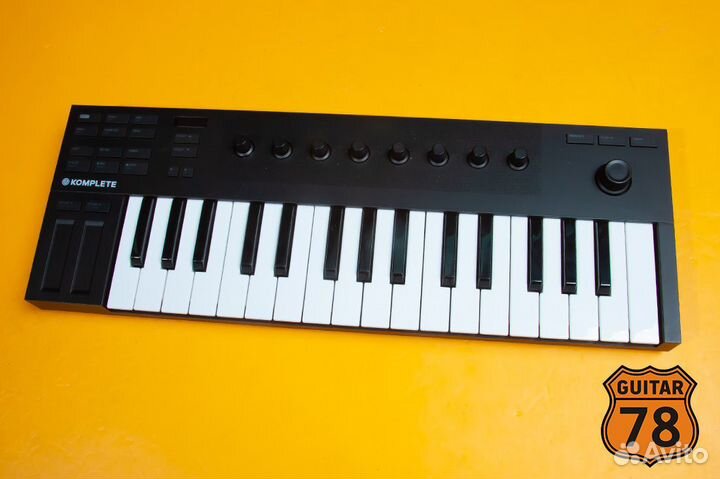 Native Instruments Komplete Kontrol M32