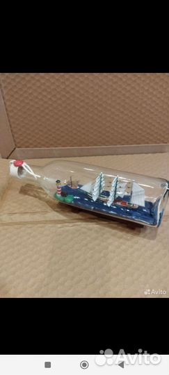 Кораблик в бутылке
