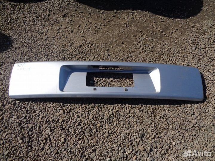 Накладка 5-й двери Honda Cr-V RD5 K20A 2004/9