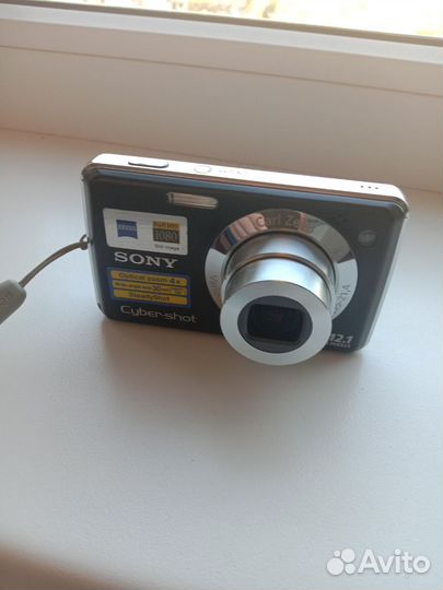 Компактный фотоаппарат sony cyber shot