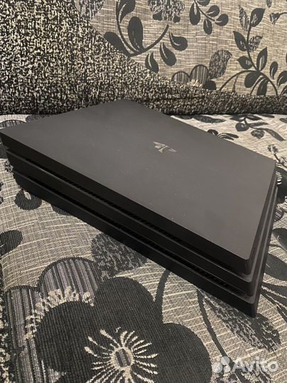 Sony PS4 Pro 1TB