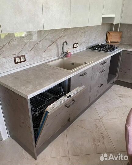Кухонный гарнитур без ручек сн 094170