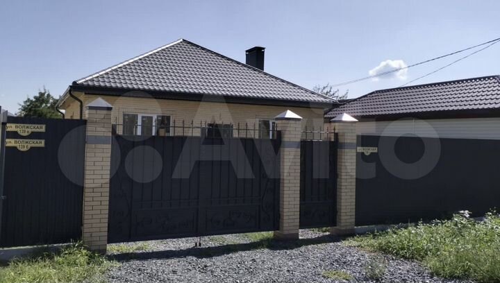 Дом 95 м² на участке 3 сот.