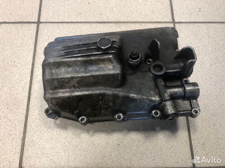 Поддон Двигателя Suzuki GSX-R