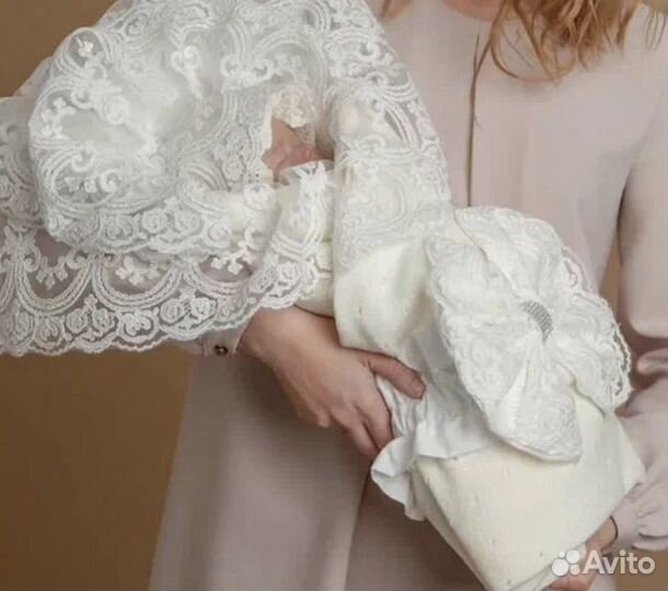 Уголок и бант на выписку