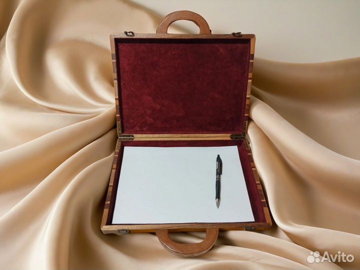 Сумка кейс из дерева ручная работа