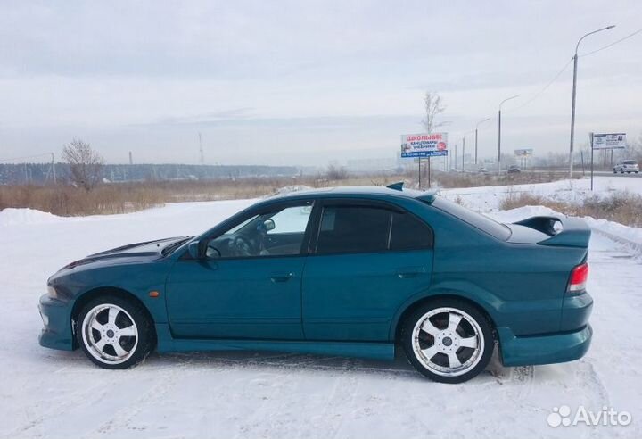 Накладка на задний бампер G-Square Galant 8