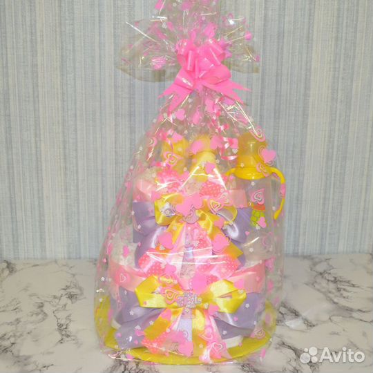 Торт из подгузников подарок на выписку