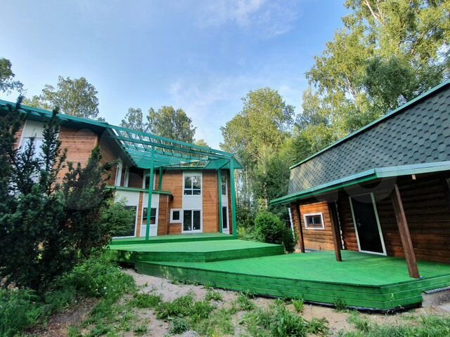 Коттедж 401 м² на участке 50 сот.