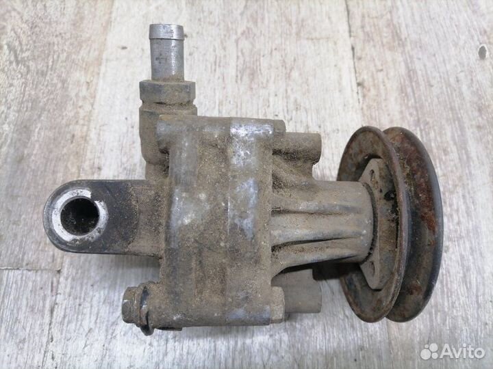 Насос гидроусилителя Volkswagen Passat B5 2000