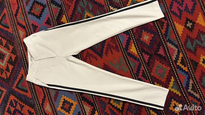 Джинсы,брюки и спортивный костюм