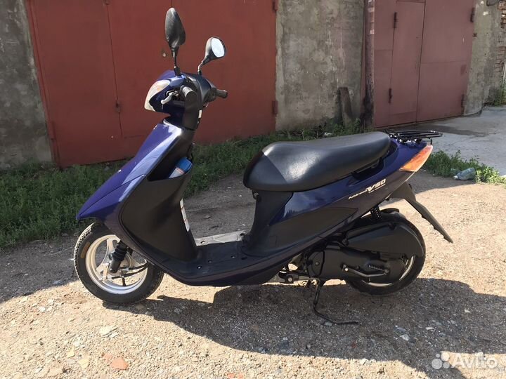 Suzuki address v50