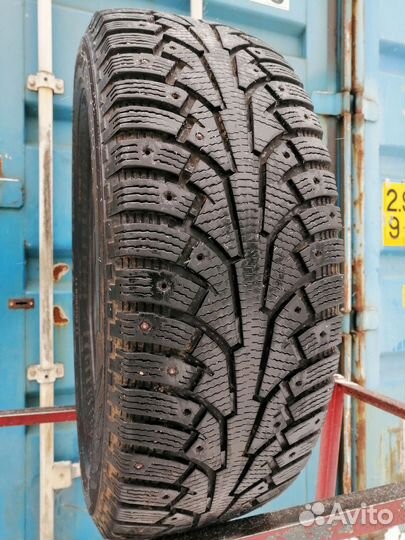 Nokian Tyres Hakkapeliitta SUV 5 235/65 R17