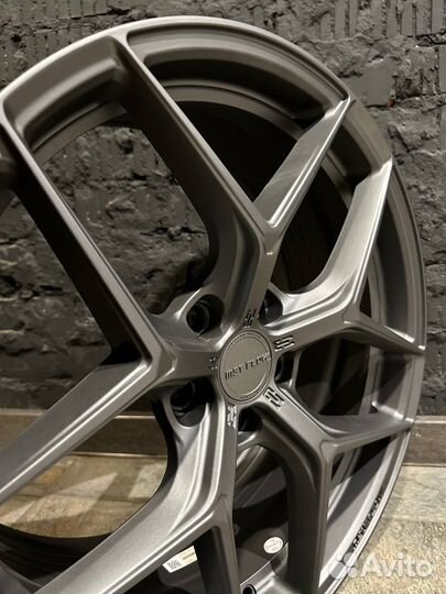 Новые оригинальные диски R19 5x108 Makstton