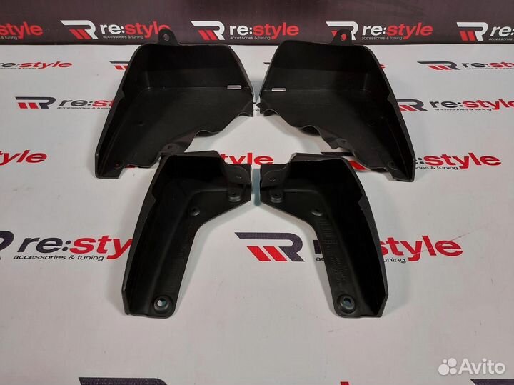 Брызговики Subaru Forester с 2018 S1578