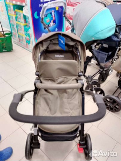 Прогулочная коляска новая