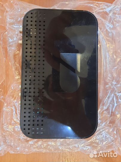 Продается цифровой приемник Триколор