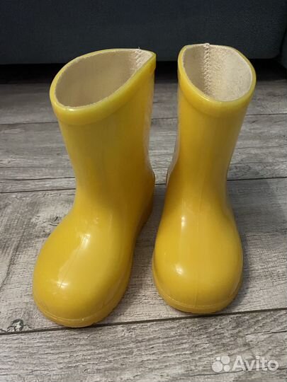 Детские резиновые сапоги 25 размер