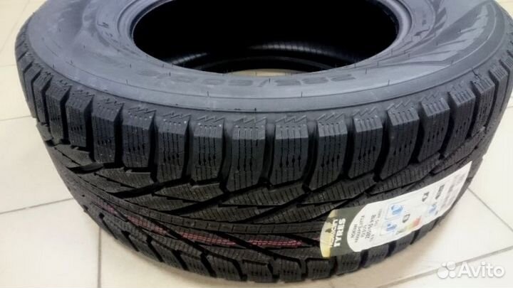 Nokian Tyres Hakkapeliitta R2 235/60 R17 106R