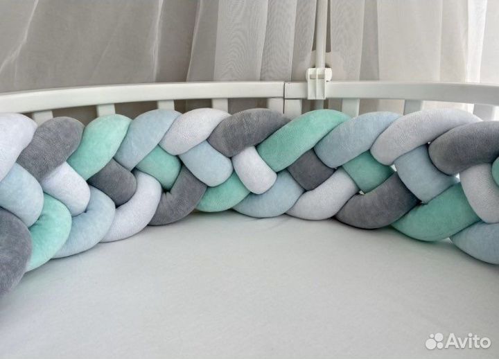 Бортик коса в кроватку