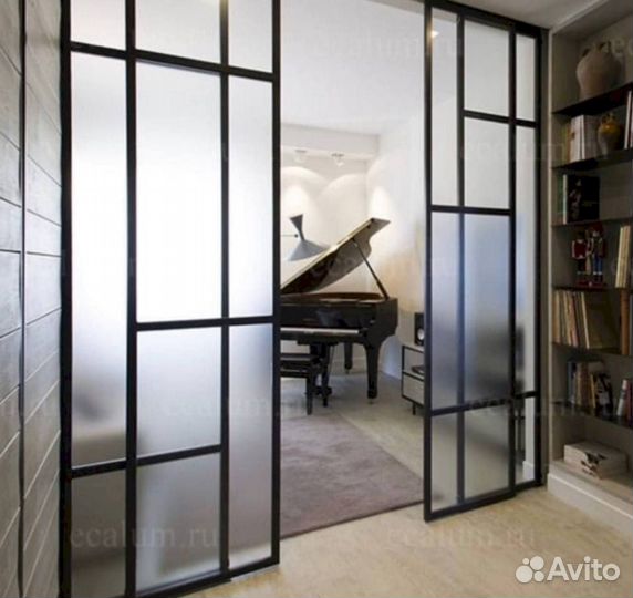 Стеклянная перегородка