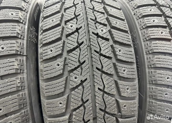 Zeta Antarctica Ice 215/65 R16 36T