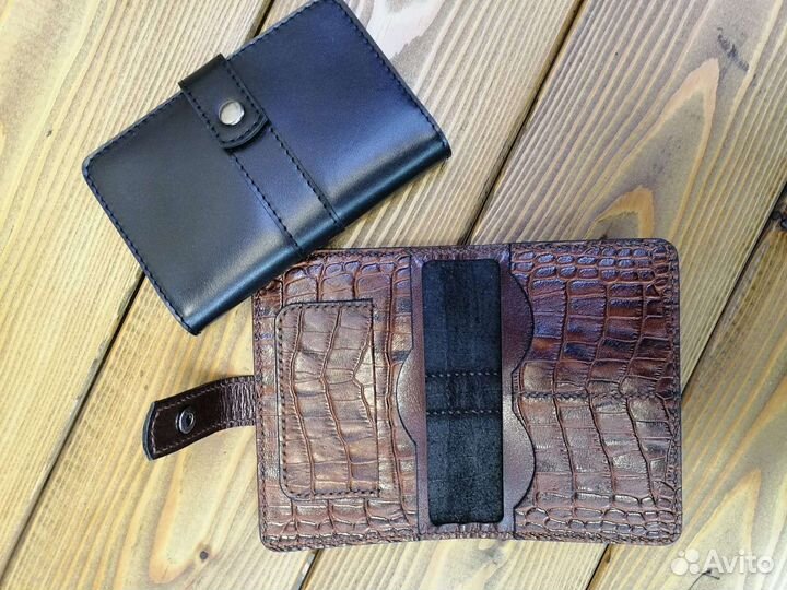 Кожаный чехол для документов