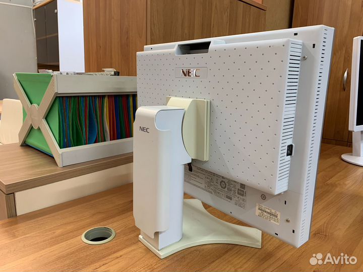 Монитор Nec 21 дюйм