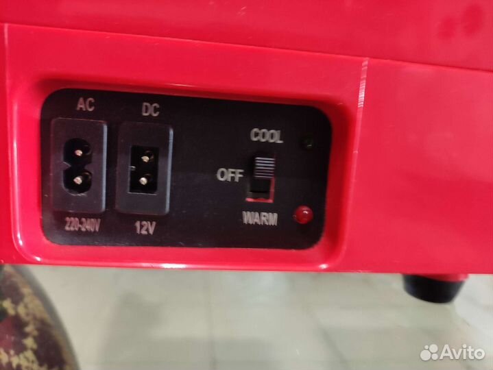 Автомобильный холодильник 12-220 Вольт