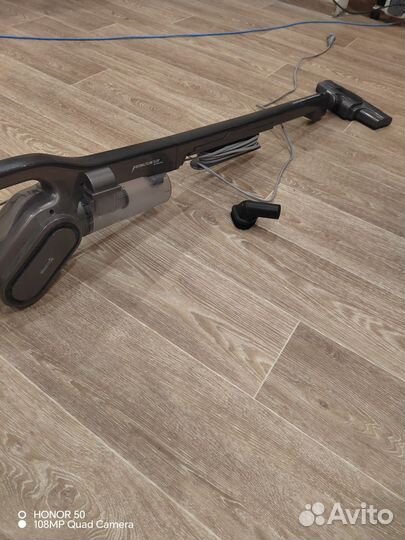 Вертикальный пылесос бу