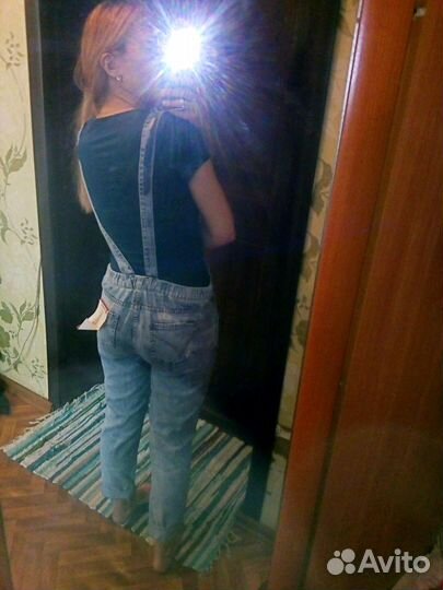 Комбинезон джинсовый (новый)