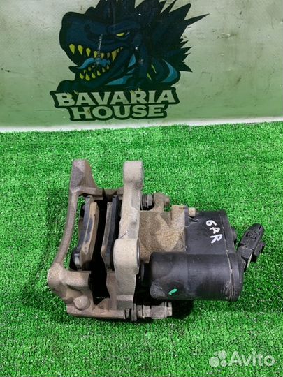 Суппорт задний правый Audi Q3 8UB CPS 2012