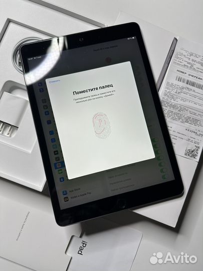 iPad 9 64Gb WiFi / 2 месяца планшету