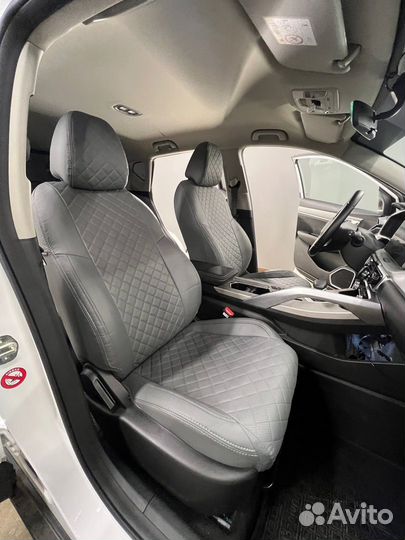 Чехлы Автопилот Geely Coolray серые с ромбами