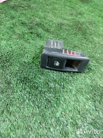 Кнопка стеклоподъемника LADA Kalina