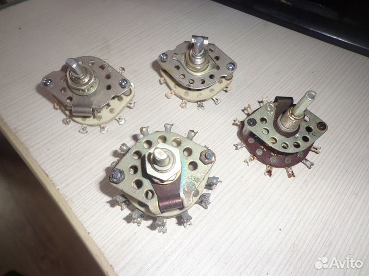 Тумблеры, пакетные переключатели, кнопки