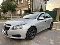 Chevrolet Cruze 1.6 MT, 2010, 244 000 км, с пробегом, цена 680 000 руб.