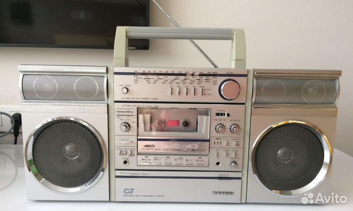 Стереомагнитола sanyo s7
