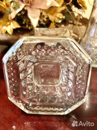 Штофы и графины коллекционные