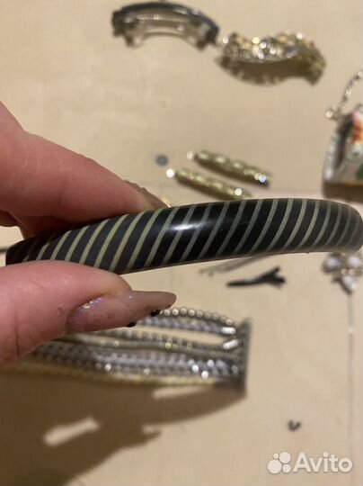 Заколки, браслеты, броши, резинки шелк и бархат