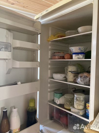 Холодильник stinol