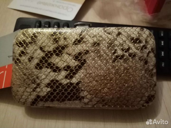 Маникюрный набор новый, визитница мерикей