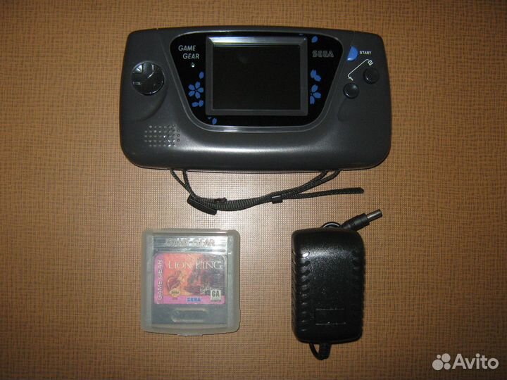 Портативные оригинальные игровые приставки